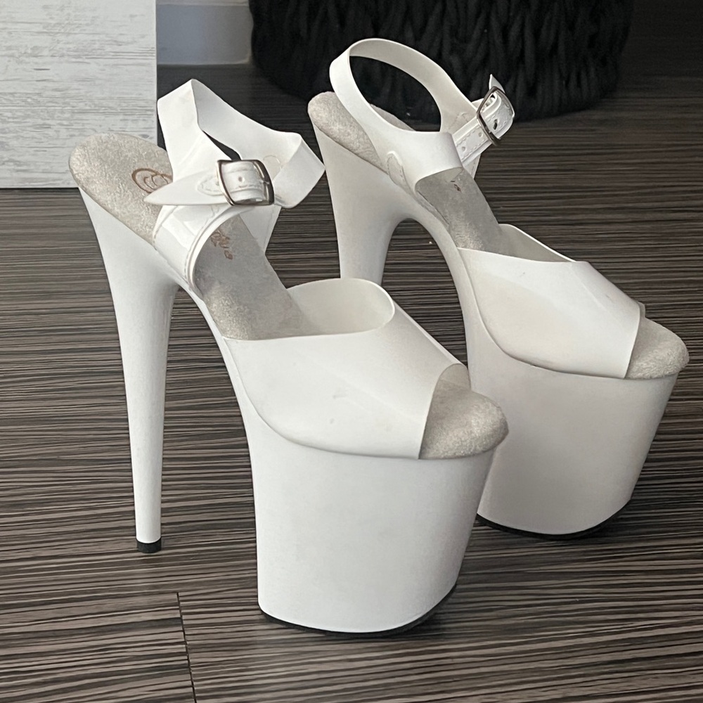pleaser heels flamingo 808n